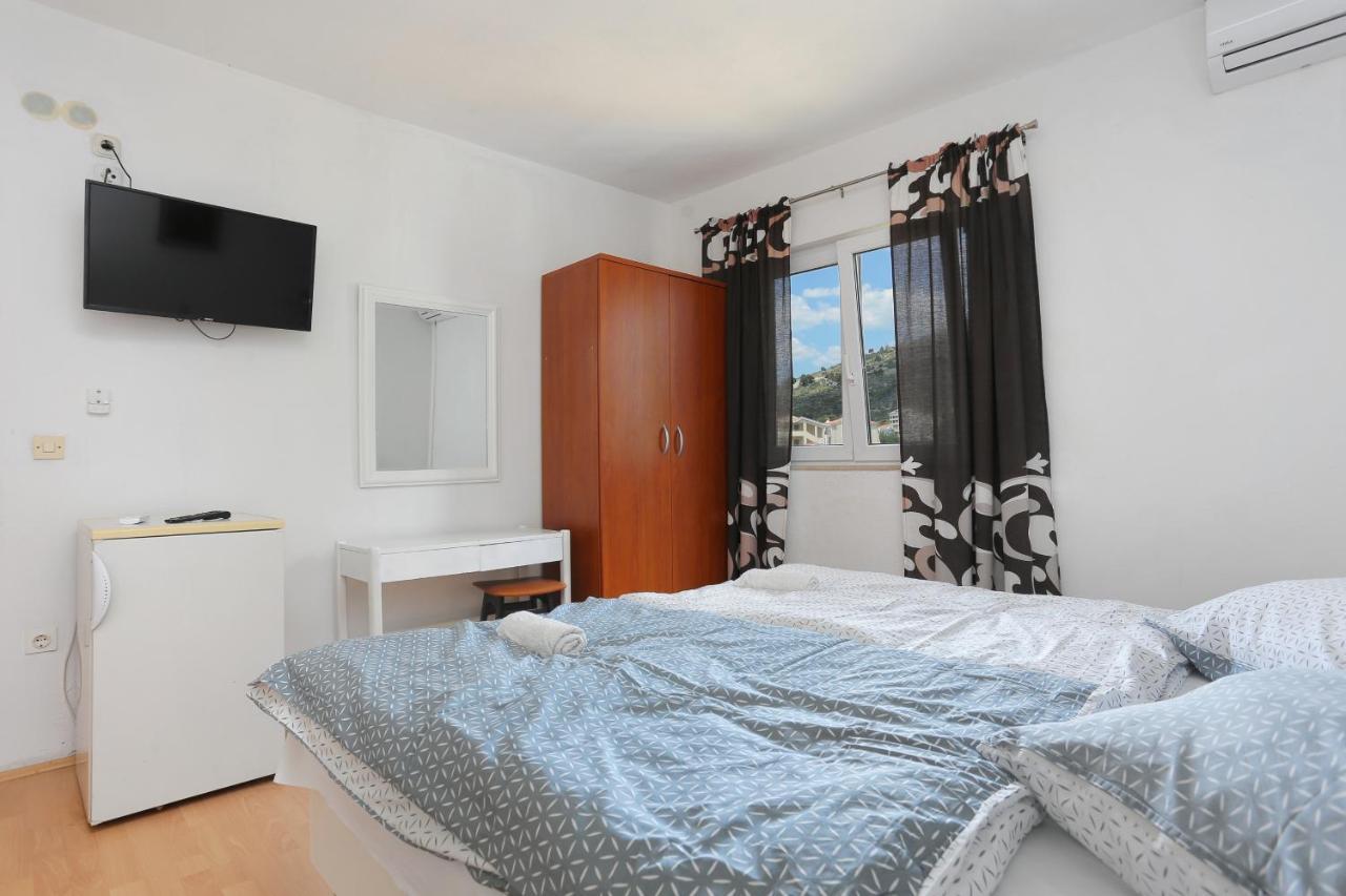 Apartment Tucepi 2676B Esterno foto